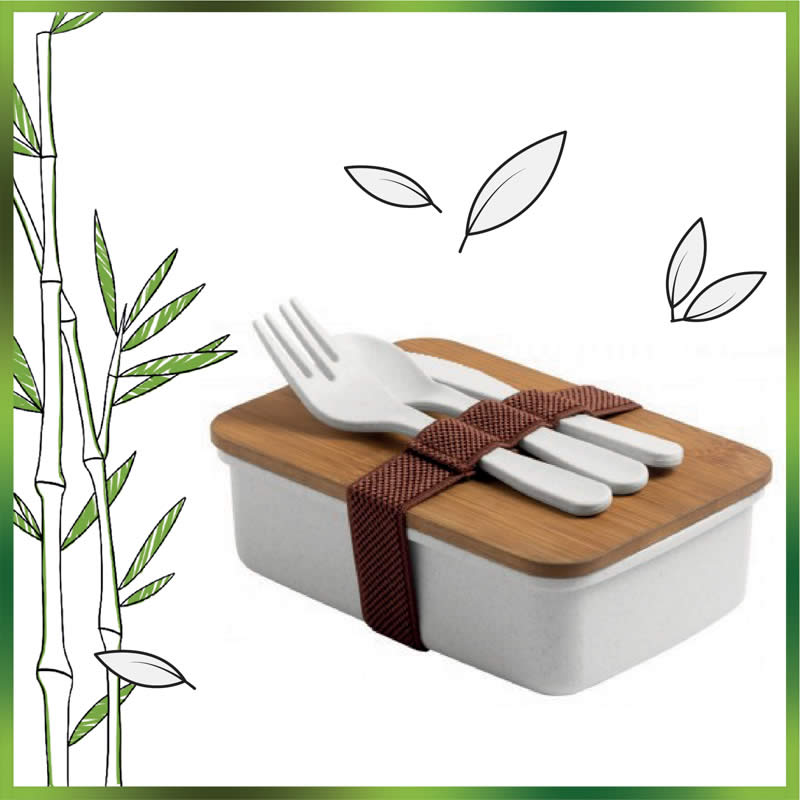 Pausa pranzo ecologica e stilosa con BILSOC, il lunch box con coperchio in bambù naturale, set di posate e cinturino elastico a chiusura. Scopri tutta la selezione di gadget eco-friendly cliccando sul link in bio!