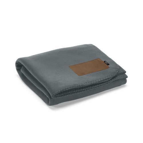 POLLOCK - Coperta in rPET 180gsm. Patch personalizzabile