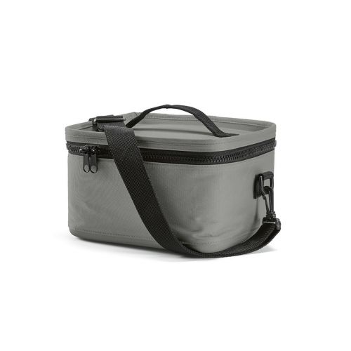 MUNICH M - Borsa frigo 7,5L rPET in rABS. Zip termo-iniettate