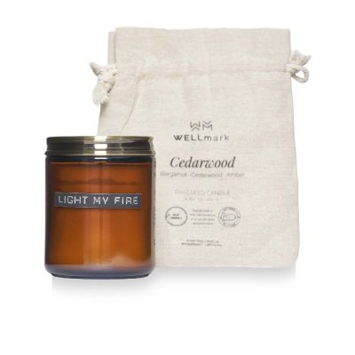 WELLMARK - Candela profumata al legno di cedro formato medio