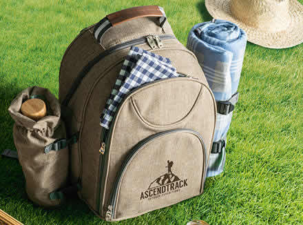 custom picnic backpacks